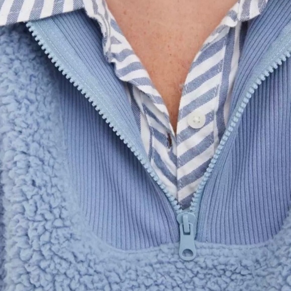 NWT! Aerie Dream Sherpa Quarter Zip Sweatshirt color blue size M - Picture 3 of 7